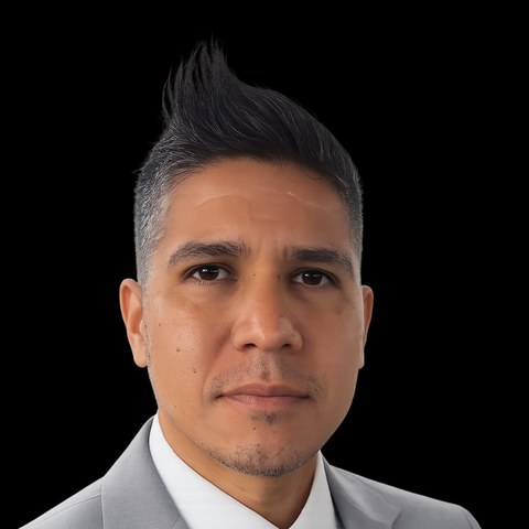 Victor Cisneros